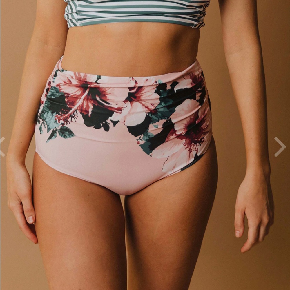 Albion Brontë Ruched High Waisted Bottoms